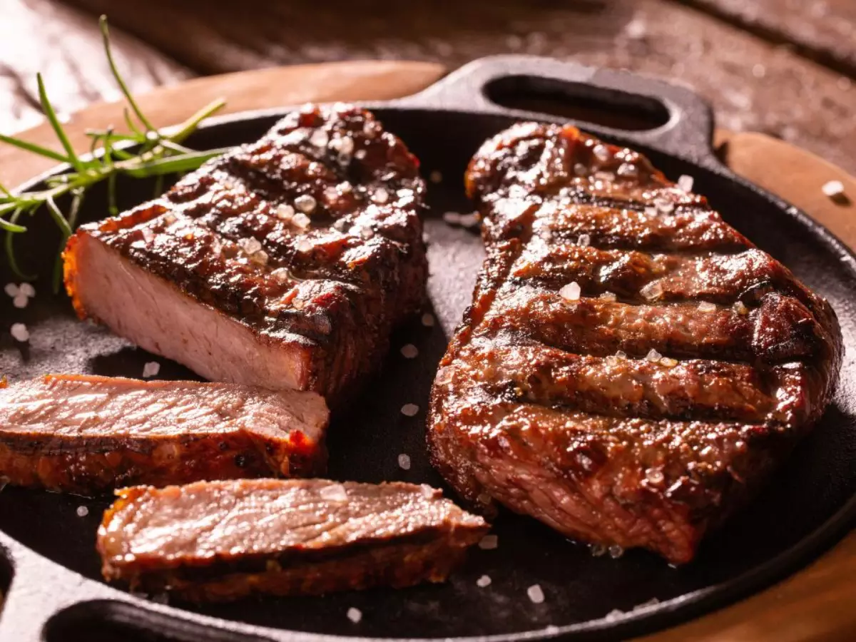 porção de carne para refeição